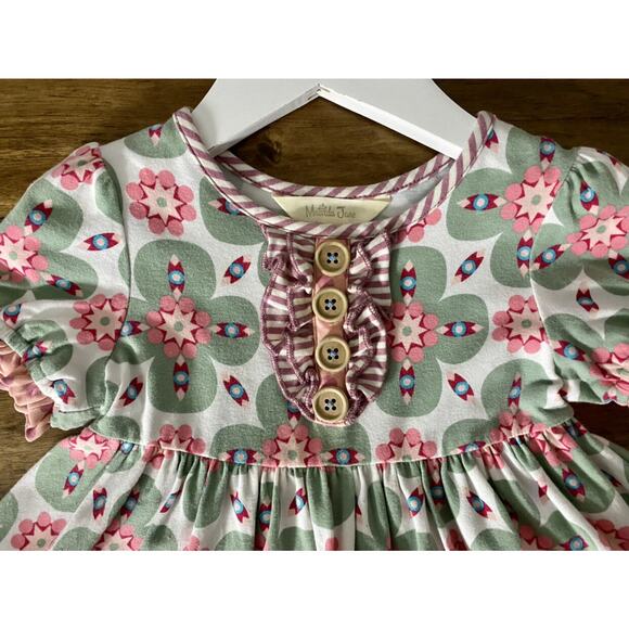 Matilda Jane Happy and Free Life Is A Beach Pink Green Floral Short Sleeve Top 2 - Picture 3 of 8